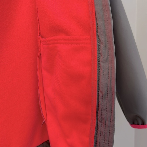 Gray Hooded Jacket with Pink Accents Size Medium (7/8). - Picture 6 of 8